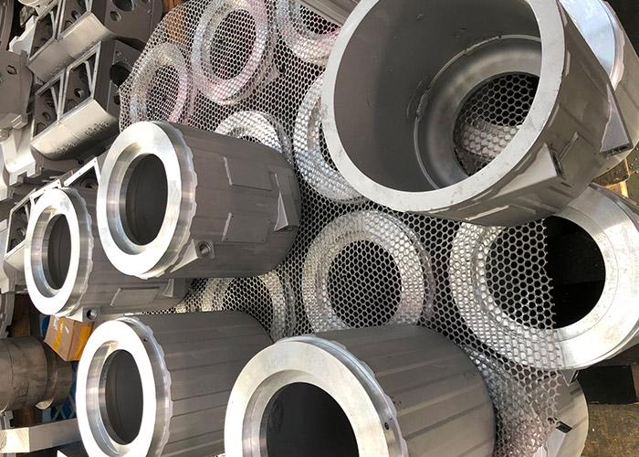 合金鑄(zhù)造澆入型腔(qiāng)冷卻到室溫(wēn)要經曆三個(ge)階段