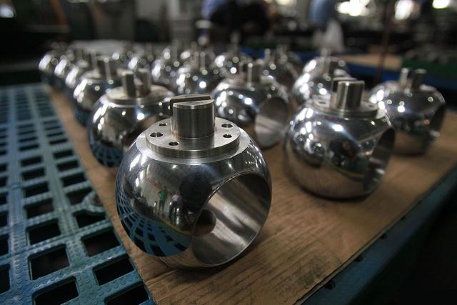 高壓偏(piān)心半球閥安裝注(zhù)事事項